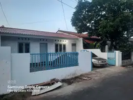 Disewakan Rumah Baru Renov  Luas cocok untuk Kantor dan Tempat tinggal
