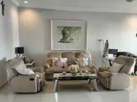 Dijual Rumah Full Furnish Mewah di Surabaya Timur