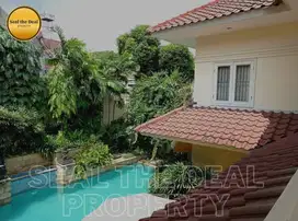 Disewakan Rumah Luas Di Area Menteng Jakarta Pusat SSI221