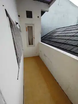 Rumah Graha Raya Cluster Pinus