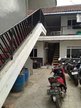 Jual Rumah kos cikutra-strategis-jalur angkot-hunian 90%-km.dalam