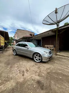 MERCEDES BENZ C240 ELEGANCE