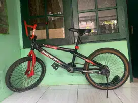 Sepeda BMX Pasific