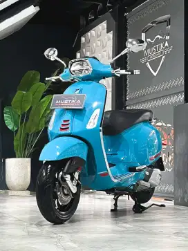 Super Keren ‼️ Piaggio Vespa Sprint S 150 ABS th 2022 - Radhe Mustika
