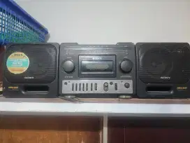 Sony cfs 1133S radion on Tape