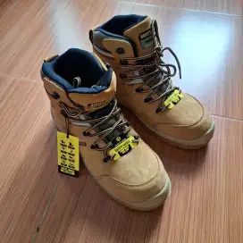 Sepatu Safety Jogger, Seri ULTIMA