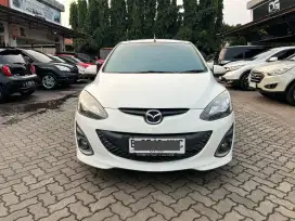 DP 11JT ANGSURAN 2 JUTAAN MAZDA 2 R HB AT 2011 LOW KM 90RB
