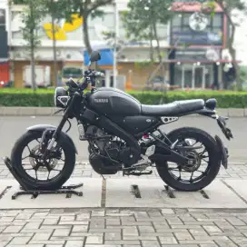 YAMAHA XSR 155 BLACK 2022 KM 10K PAJAK ON HIDUP