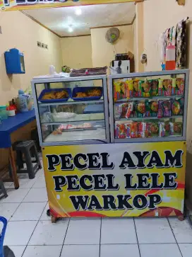 Over kontrak tempat +4bh meja,baca keterangan