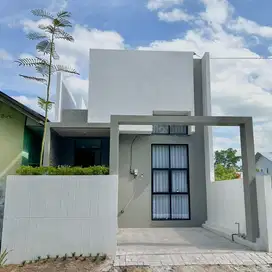 DISEWAKAN RUMAH DI JL. PEMATANG PANJANG, GAMBUT