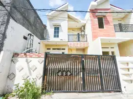 Rumah 2 Lt di Cibinong Dekat Terminal dan Stasiun DP Ringan J-31902