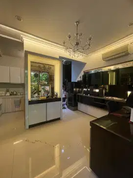 TURUN HARGA LAGI,,RUMAH MURAH, Di Malibu Village Gading Serpong