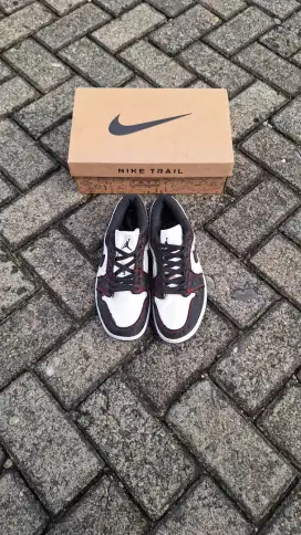 SEPATU NIKKE JRD DENIM BW