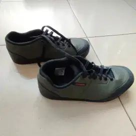 SHIMANO GR501 size 42 Nett