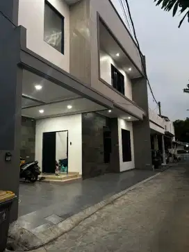 Rumah Mewah 3 Lantai Dekat Tol & LRT di Cibubur