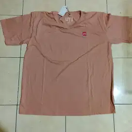 UNIQLO BNWT Tee Peach
