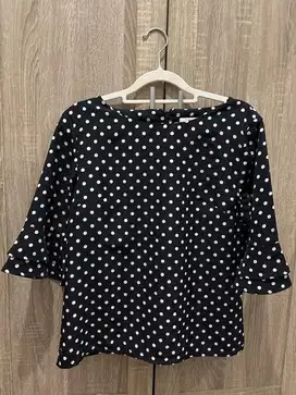 [A&D] Baju Atasan Wanita Hitam Polkadot Size M