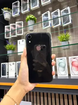 IPHONE XR SECOND
