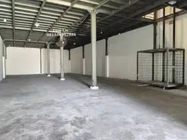 Gudang kapuk luas 600 m,2 lantai ada lift, office rapi akses kontainer