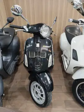 PIAGGIO VESPA PRIMAVERA 150 2015 PERFECT CONDITION