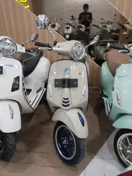 PIAGGIO VESPA PRIMAVERA S IGET ABS 150 2022 PERFECT CONDITION