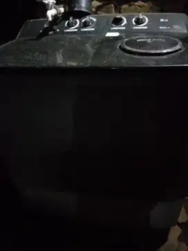 di cari karyawan laundry kiloan