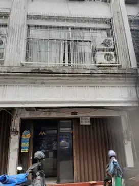 Ruko di Komplek Jembatan Lima Lokasi Strategis