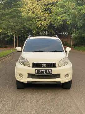 TOYOTA RUSH 1.5 G AT 2014