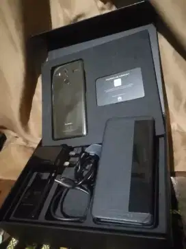 Huawei Mate 10 Porsche Design Diamond Black ,no Samsung Note 10,