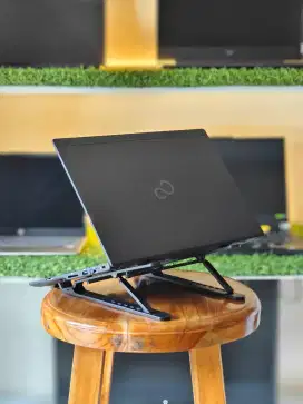 Laptop slim murah meriah sudah gen 8