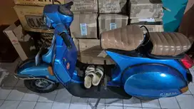 Vespa P 150 S Strada 1989 Biru Tua Kondisi Bagus