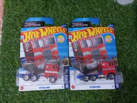 Hotwheels Optimus prime