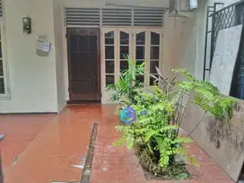 HARGABAWAHNJOP  RUMAH LAMA 1 LANTAI COCOK UNTUK KOST / RUMAH TINGGAL