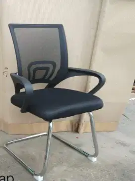 Kursi hadap sandaran jaring murah