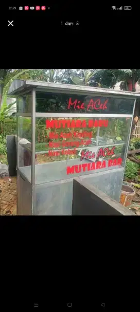 Di jual etalase