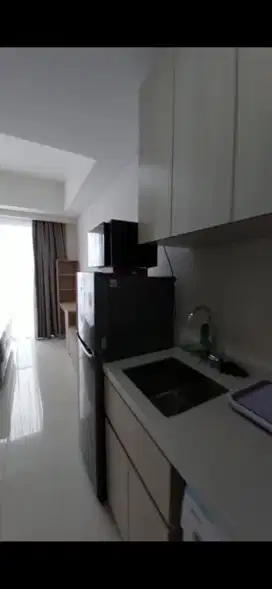 DI sewakan Apartemen Studio Furnished Sedayu City Kelapa Gading
