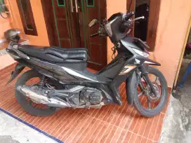 Jual motor supra x, punya sendiri
