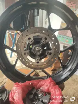 Velg belakang ori Xabre pnp vixion, dll