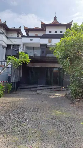 JUAL Kantor 3 Lantai di Jalan Raya Ngurah Rai Akses Tol Nusa Dua Bali
