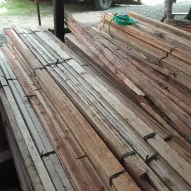 Kayu kaso 4/6/400 isi 104 batang