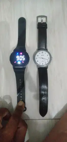 Touch lcd watch n Rei watch second