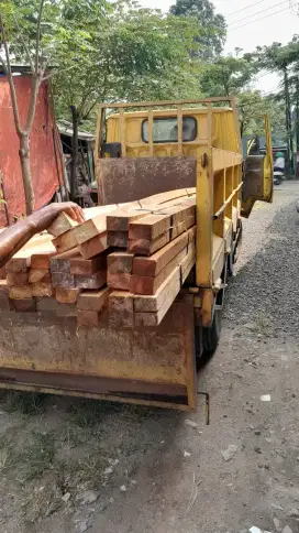 Kayu kaso bangunan berkualitas