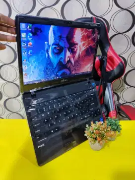 Laptop Fujitsu Lifebook SH772 [RAM 8GB/SSD]