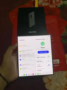 Samsung z fold 6 
Ram 12/512 
Garansi sein
Fullset