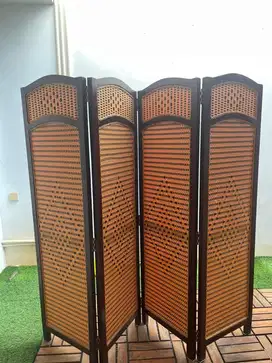 Sekat ruangan / sketsel bekas