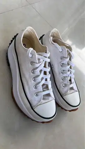 Sepatu converse