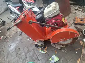 DiJUAL MESIN Potong aspal beton HONDA JEPANG