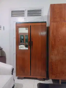 Lemari pakaian anak jadul