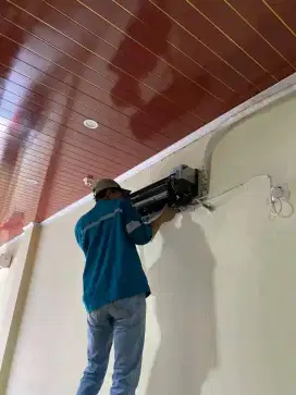SERVICE AC BONGKAR PASANG AC