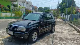 Suzuki Grand Escudo 2.0i AT 2002